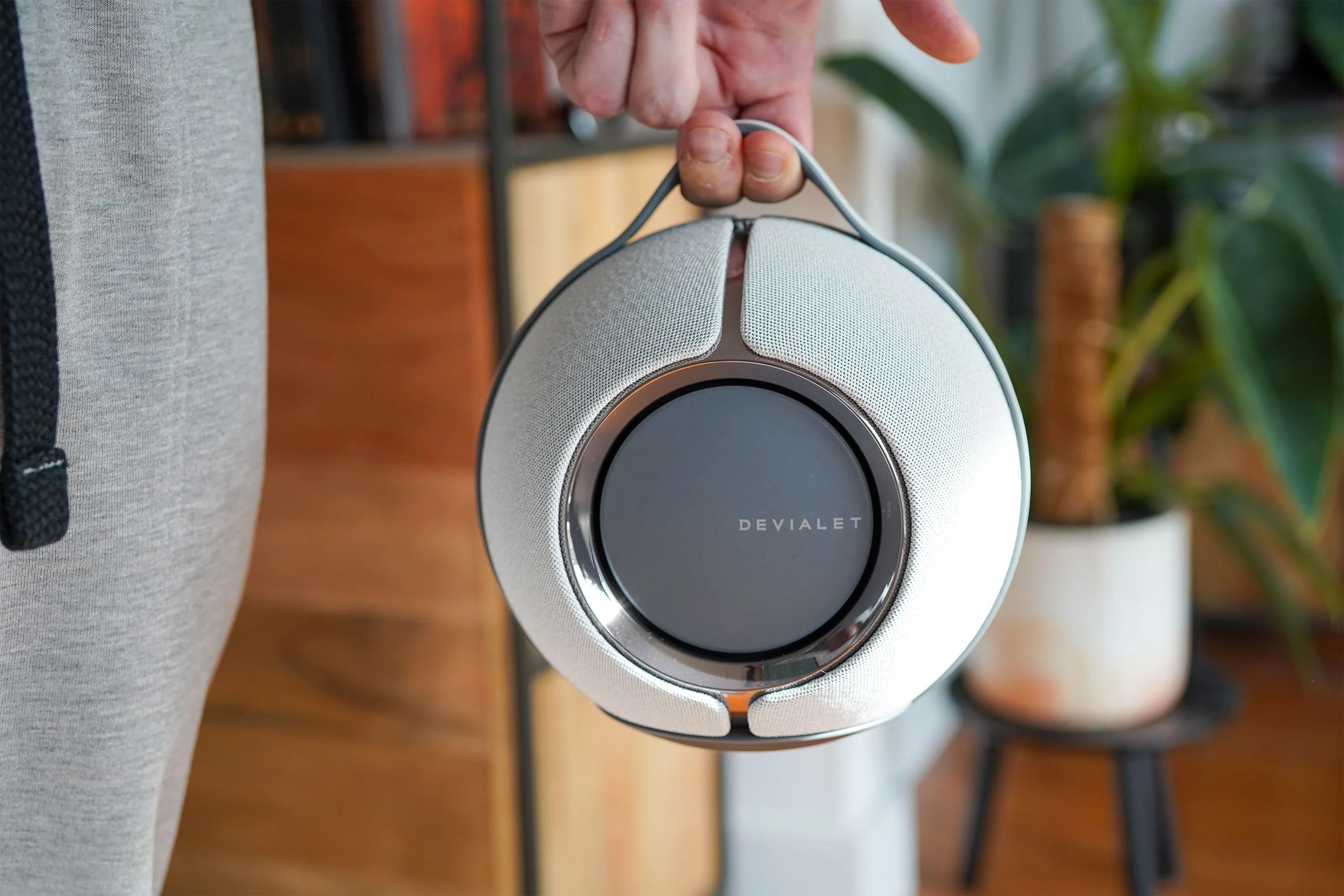 devialet mania speaker