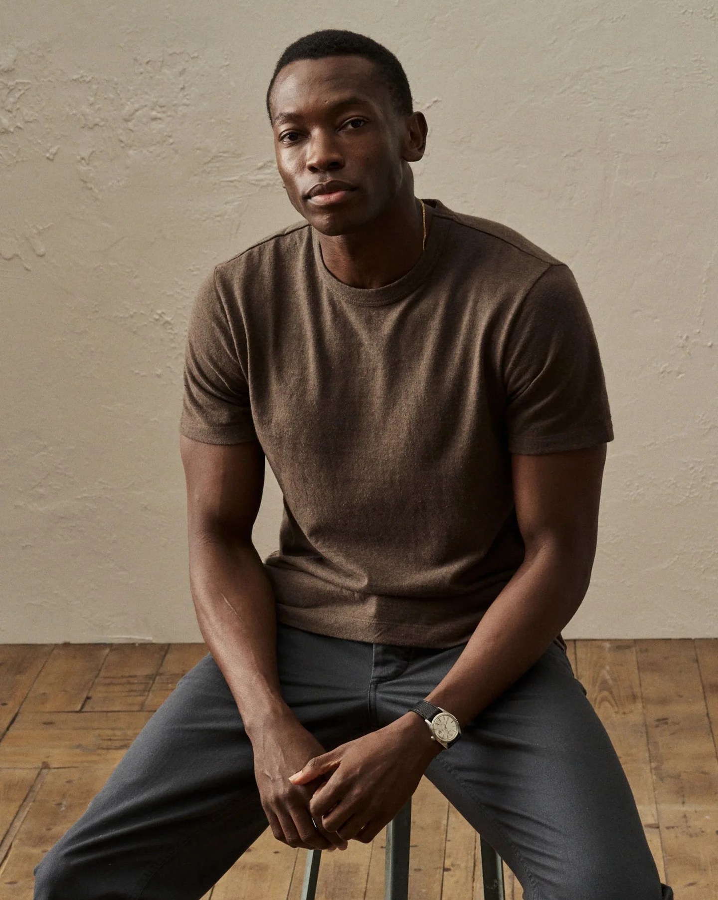 man wearing yuma hemp cotton classic tee in cocoa