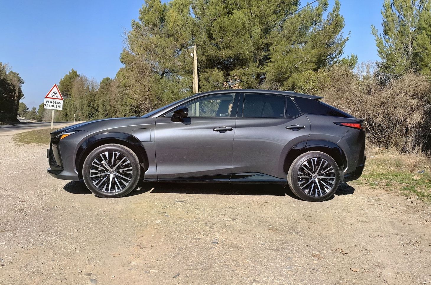 lexus rz in provence