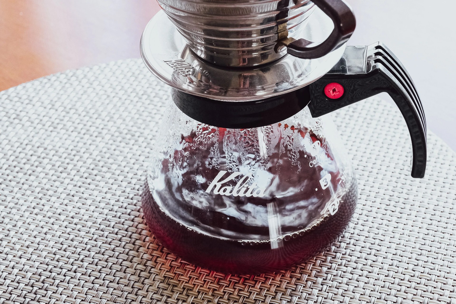 7 Rookie Mistakes People Make When Brewing Pour-Over Coffee