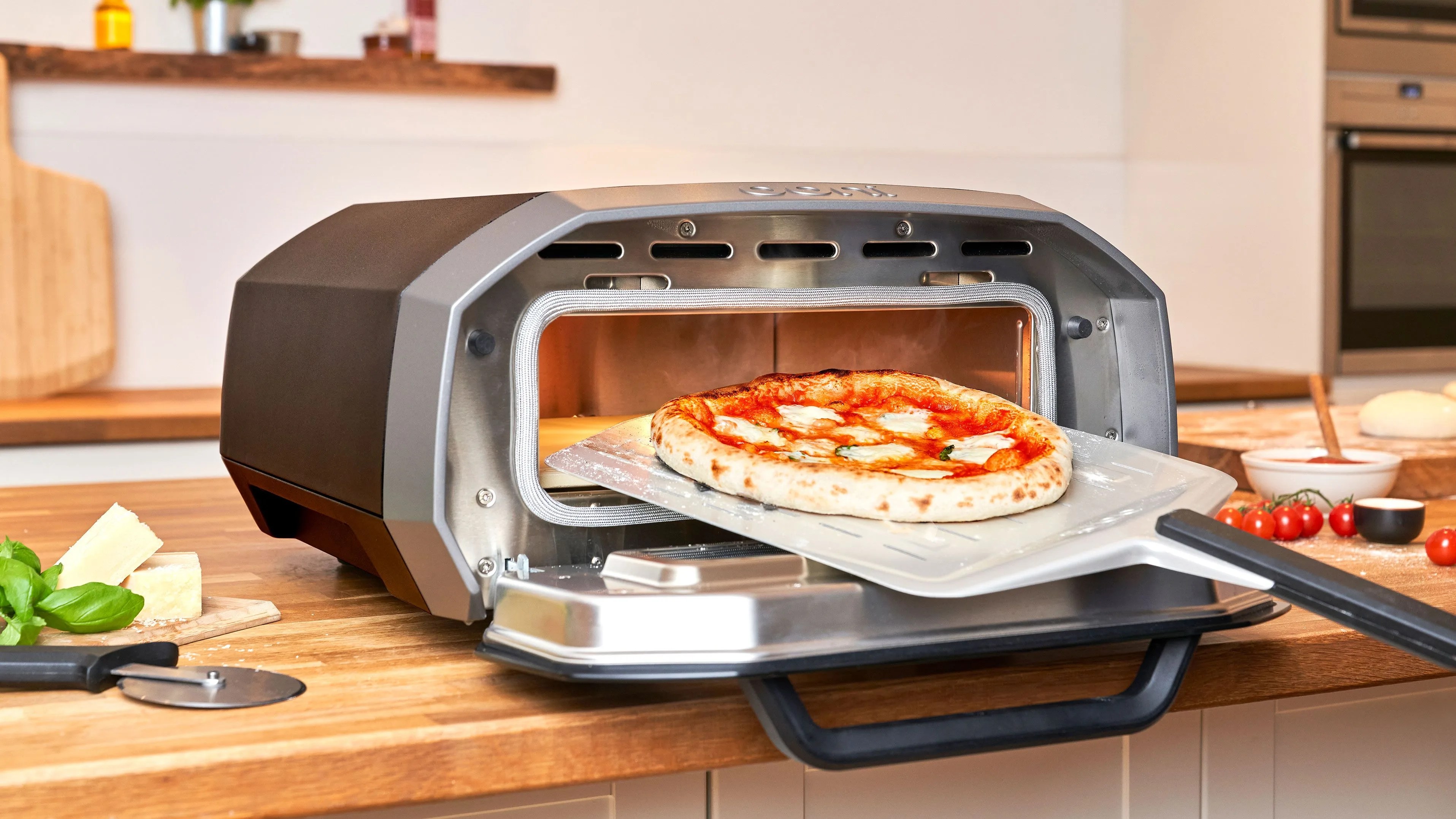 ooni volt 12 pizza oven