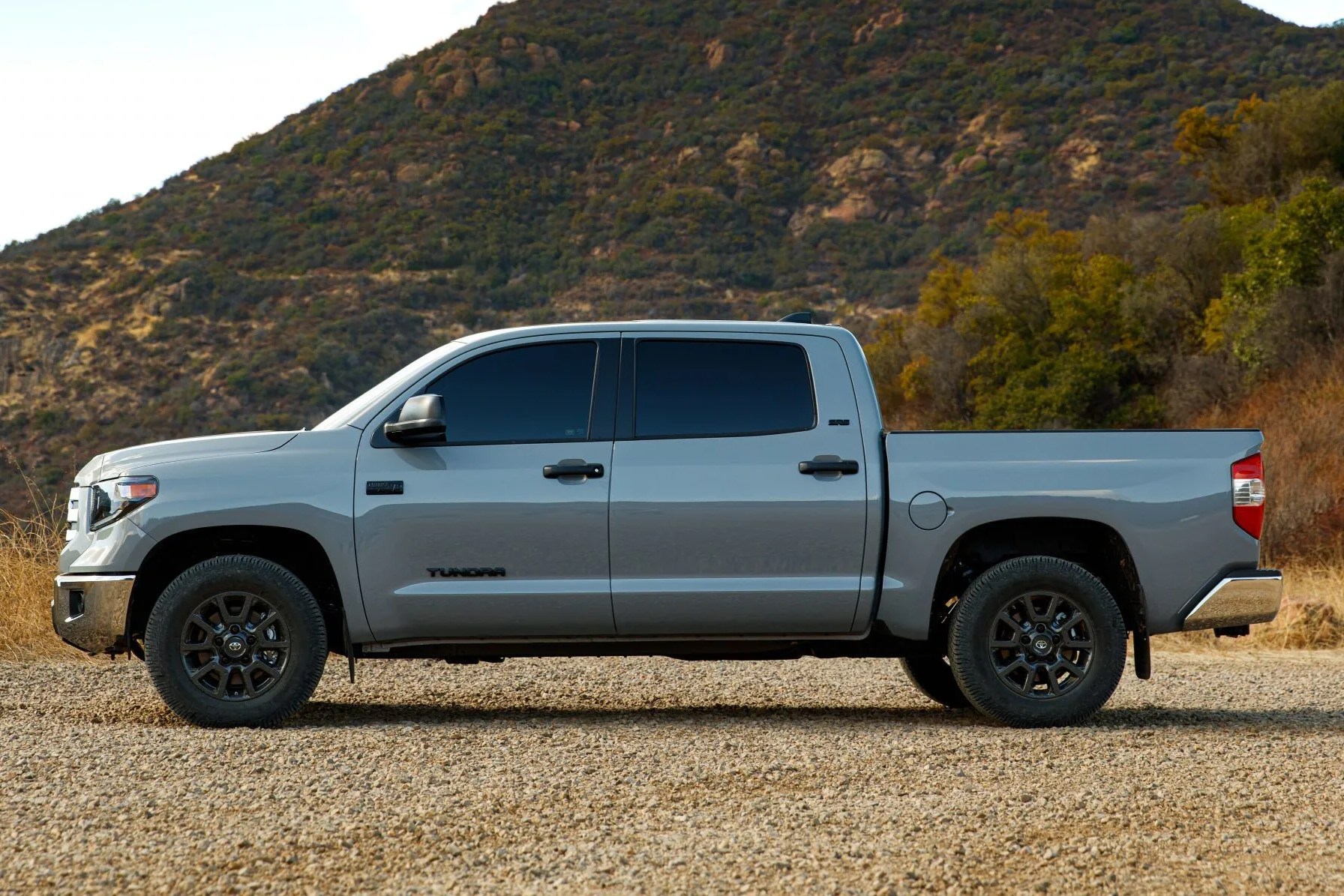 toyota tundra trail