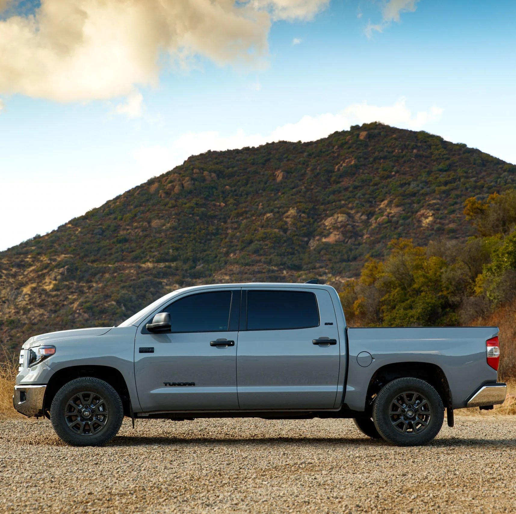 toyota tundra trail