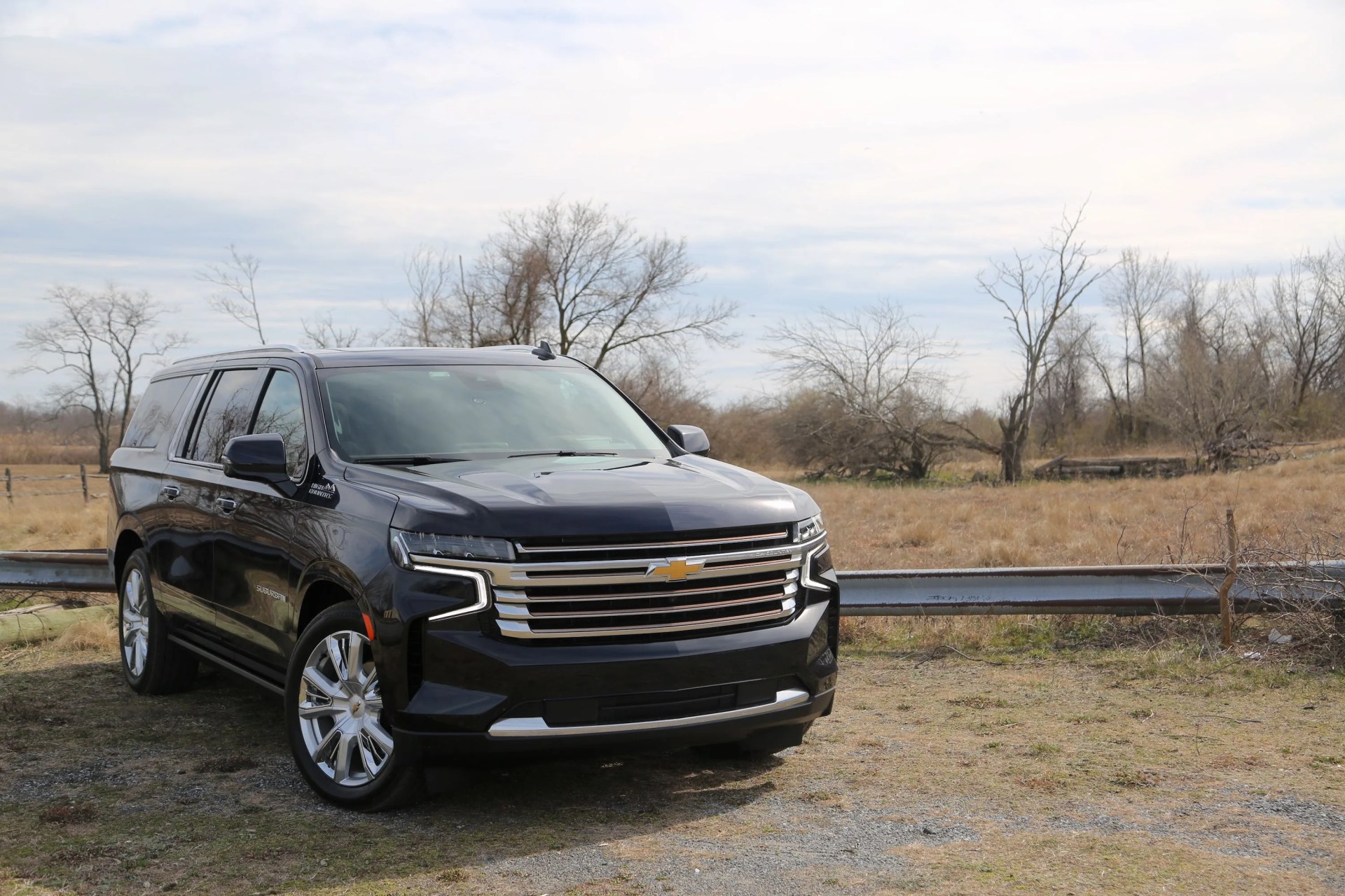chevrolet suburban 2023 in blue