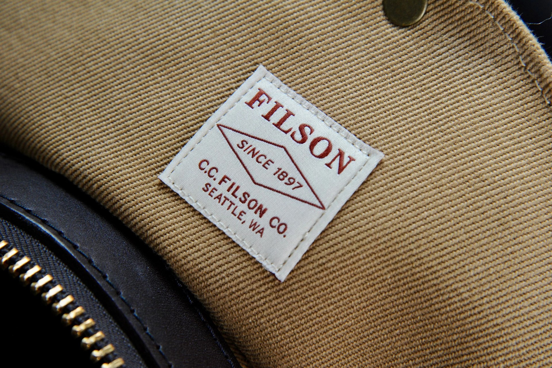 filson duffel bag