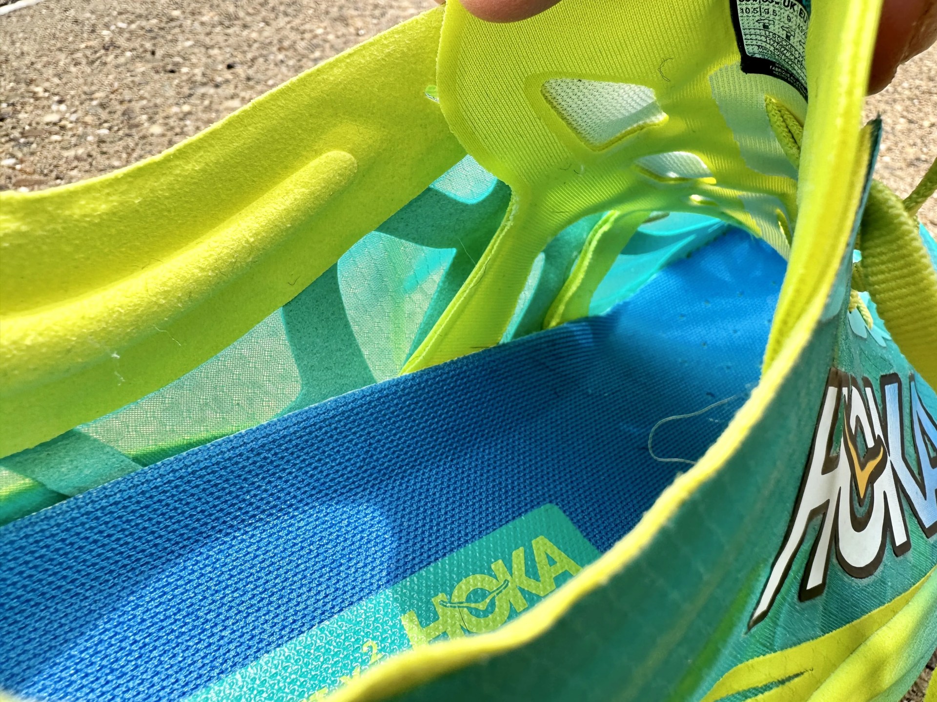 hoka rocket x 2 racing shoe