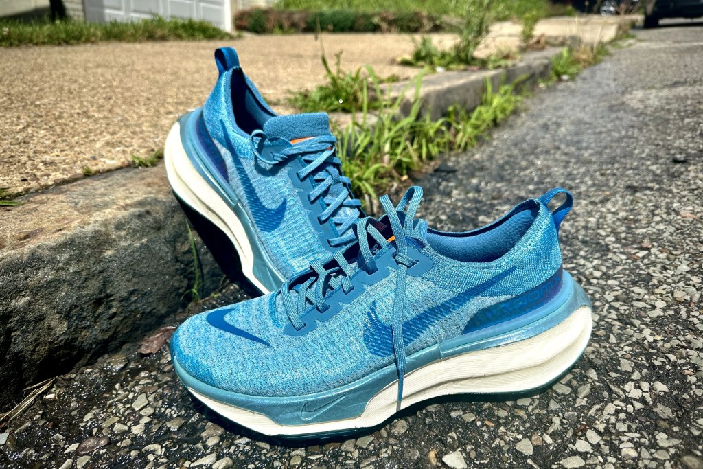 cushioned nike shoes