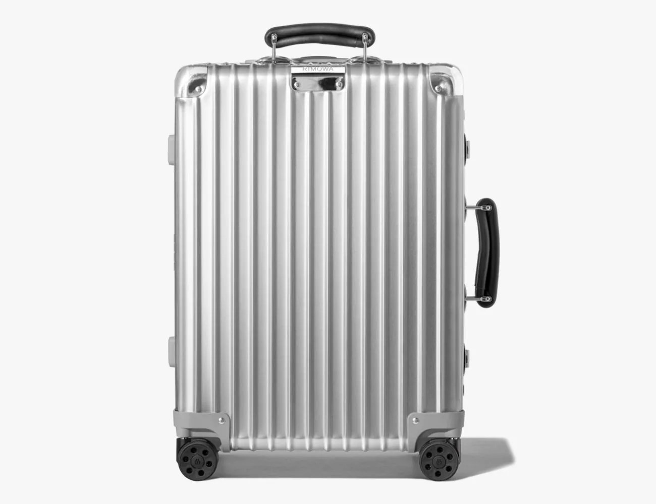 rimowa classic cabin carry on