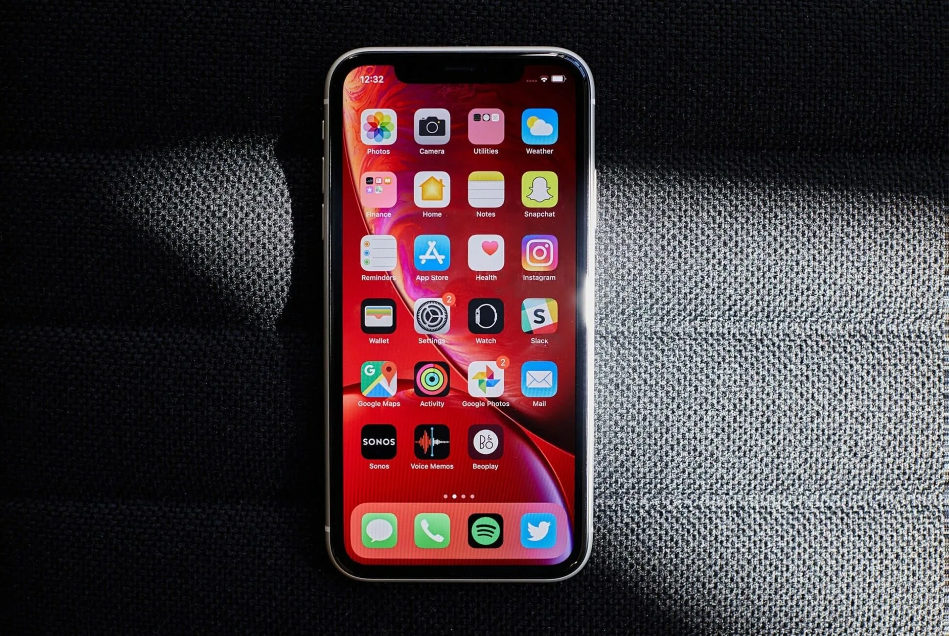 iphone xr lead