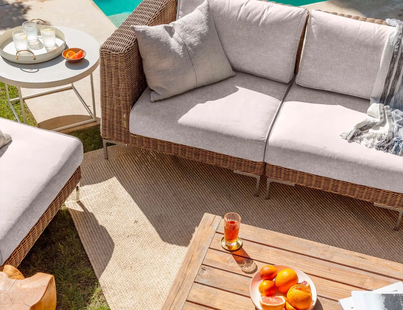 Outer furniture outdoor patio couch and table