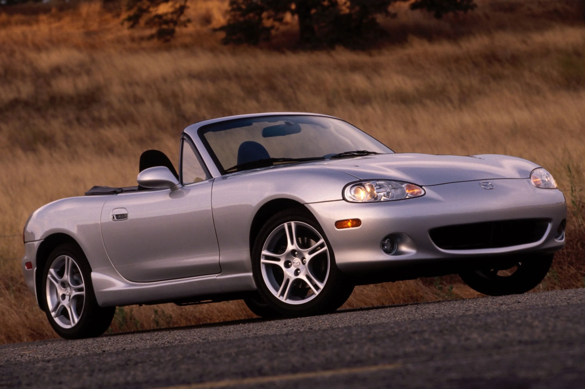 The Mazda MX-5 Miata: How an Iconic Sports Car Evolved