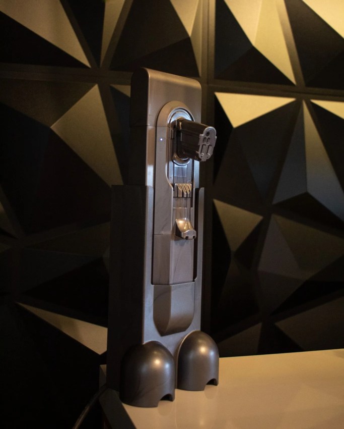 dyson gen5detect charger