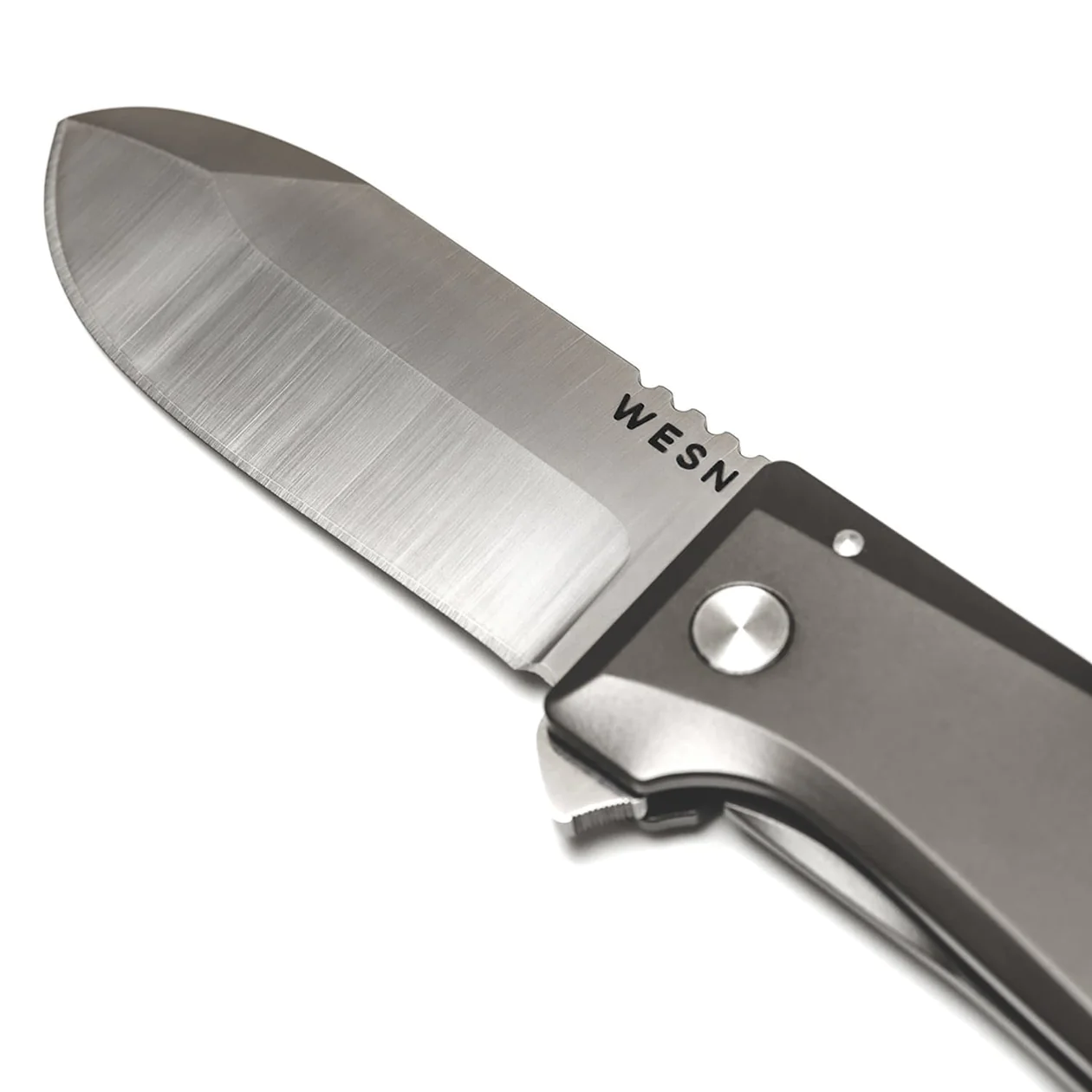 grey pocket knife
