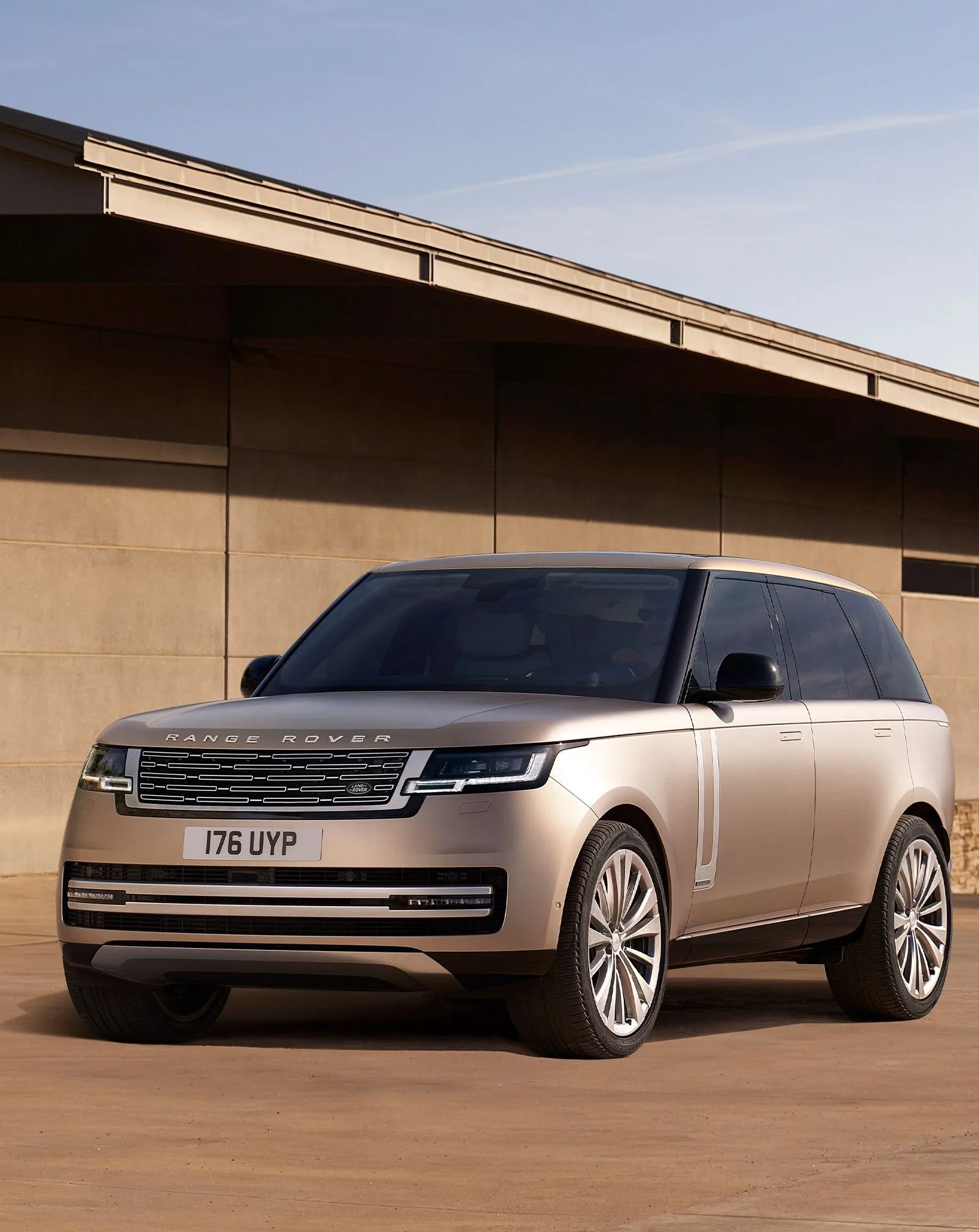 2023 range rover