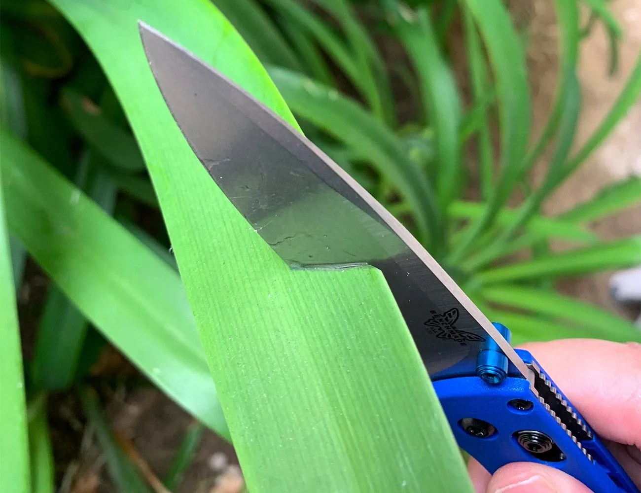 benchmade 535 bugout knife