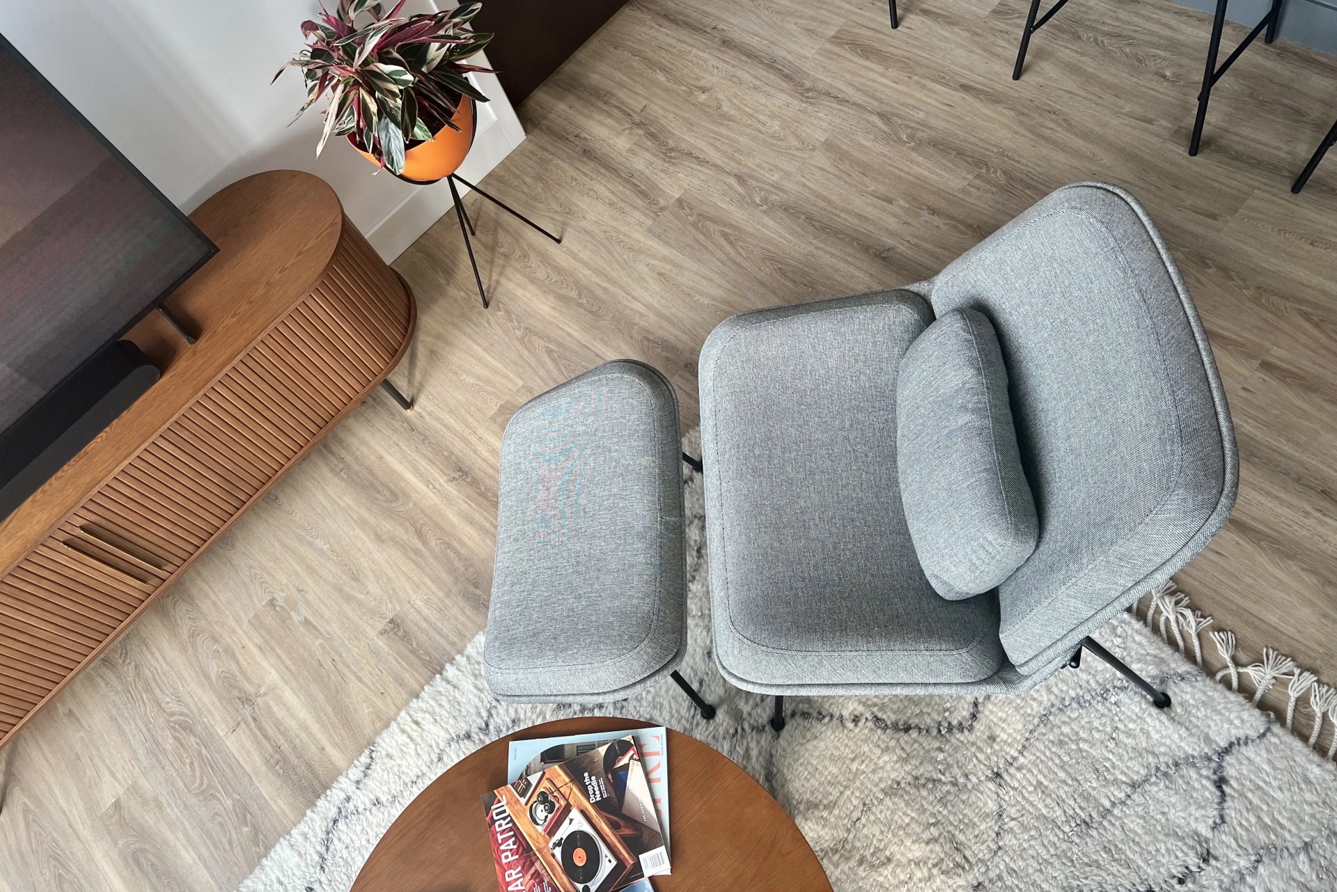 the burrow vesper chair in a living room