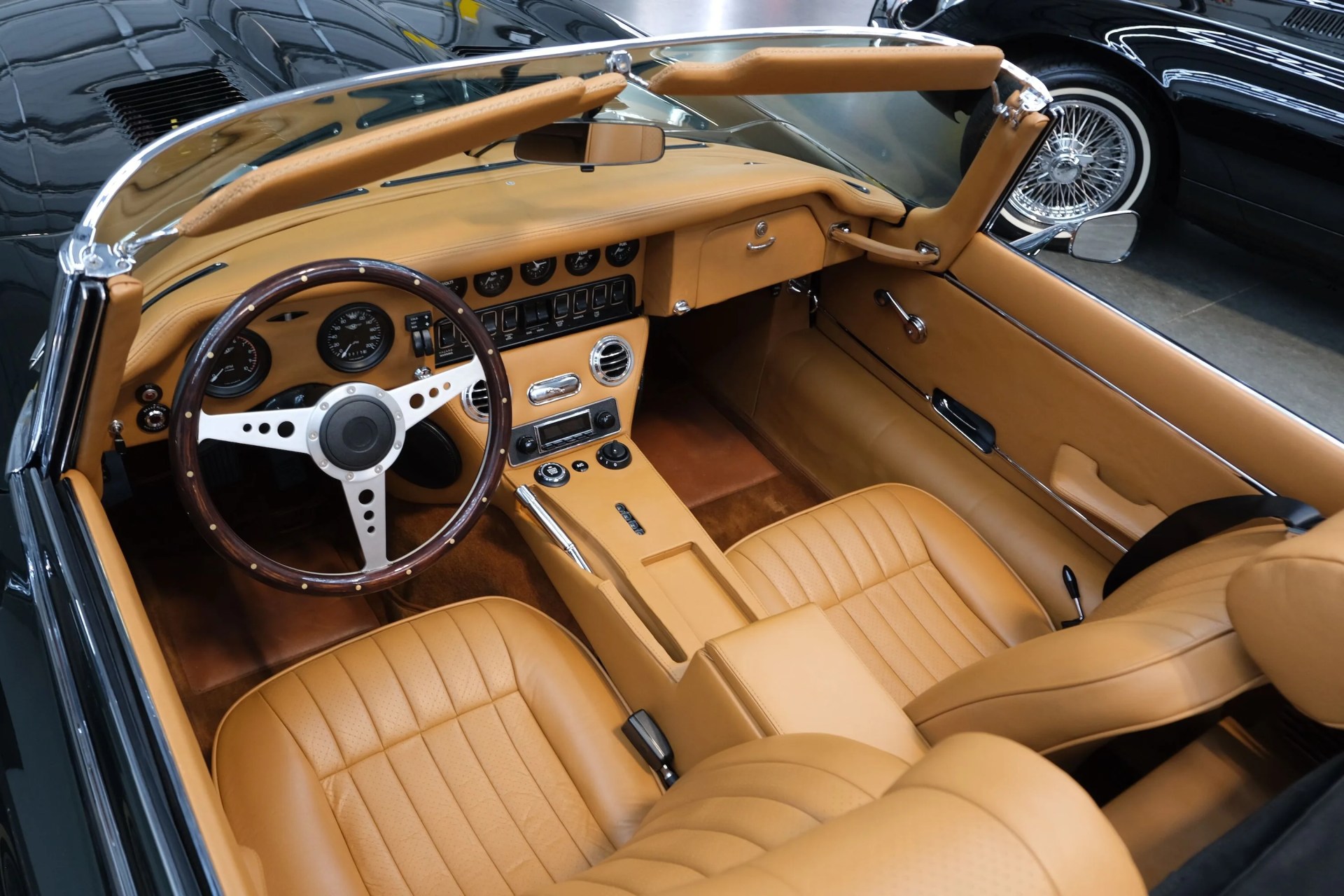 ecd jaguar e type interior