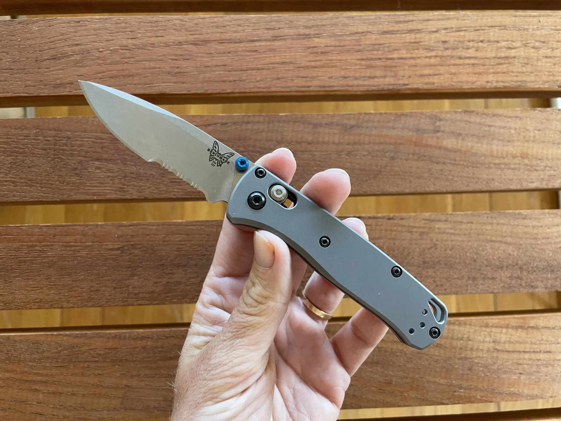 benchmade custom mini bugout