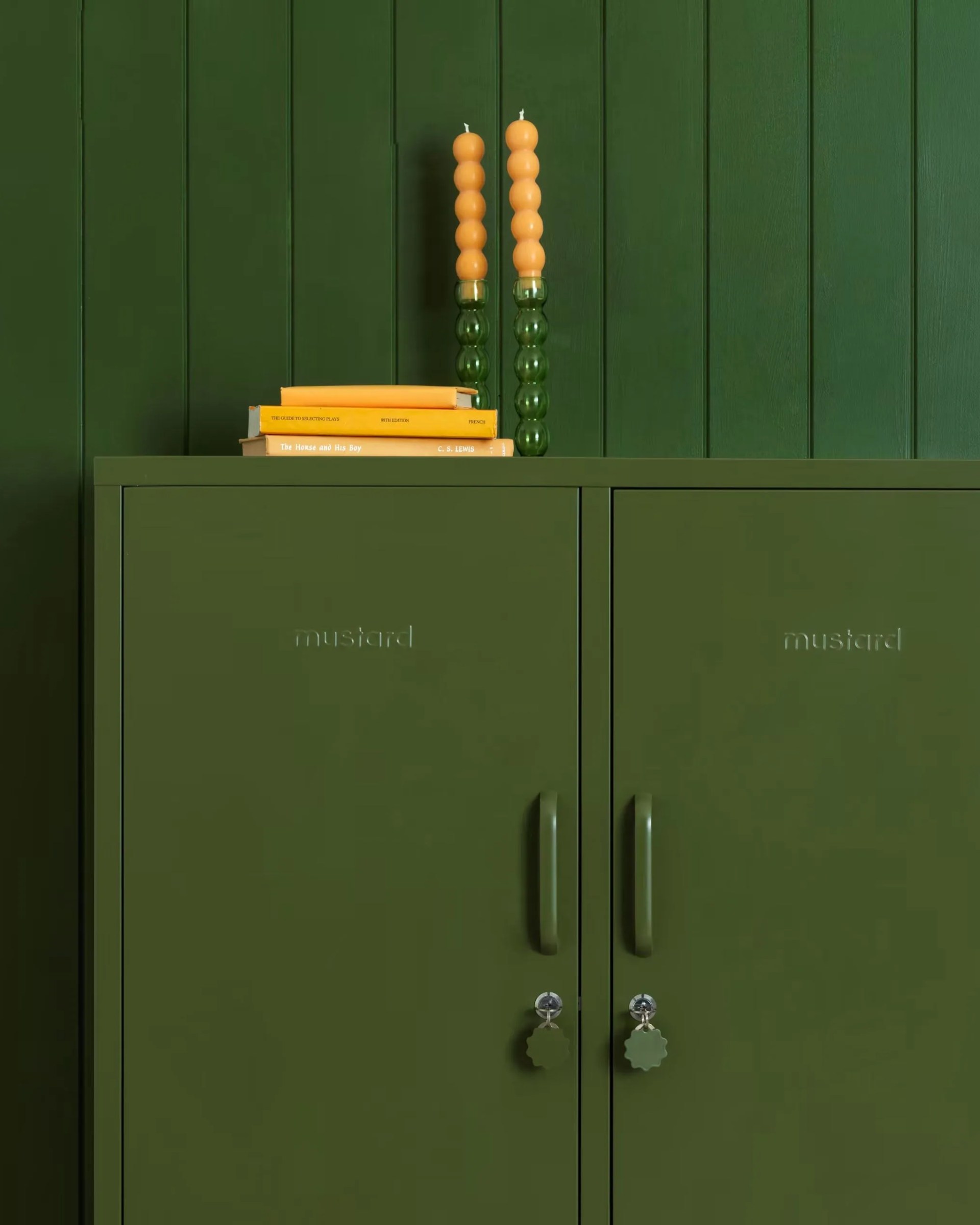 mustard made the midi locker