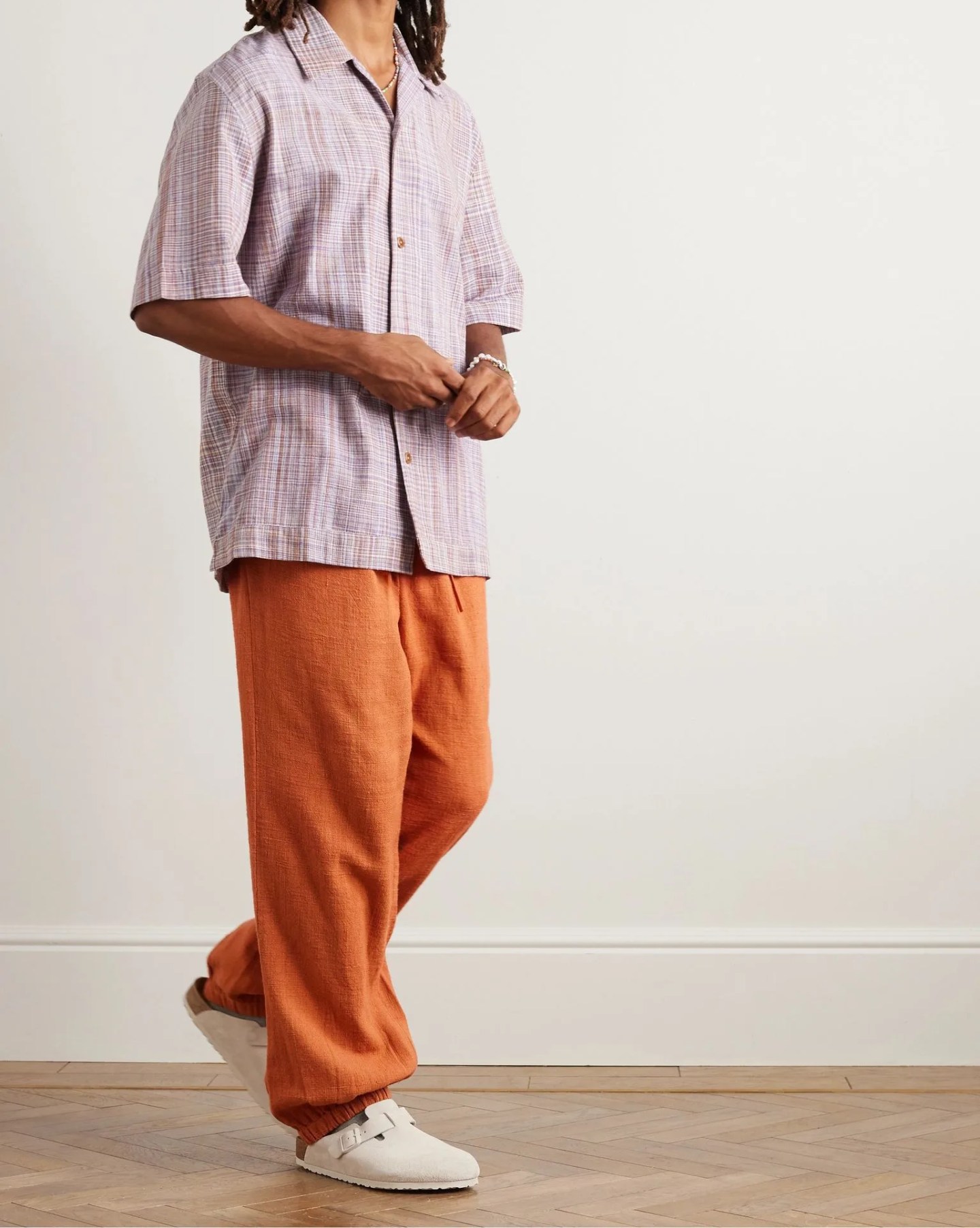 man wearing mr porter smr days laguna cotton drawstring trousers
