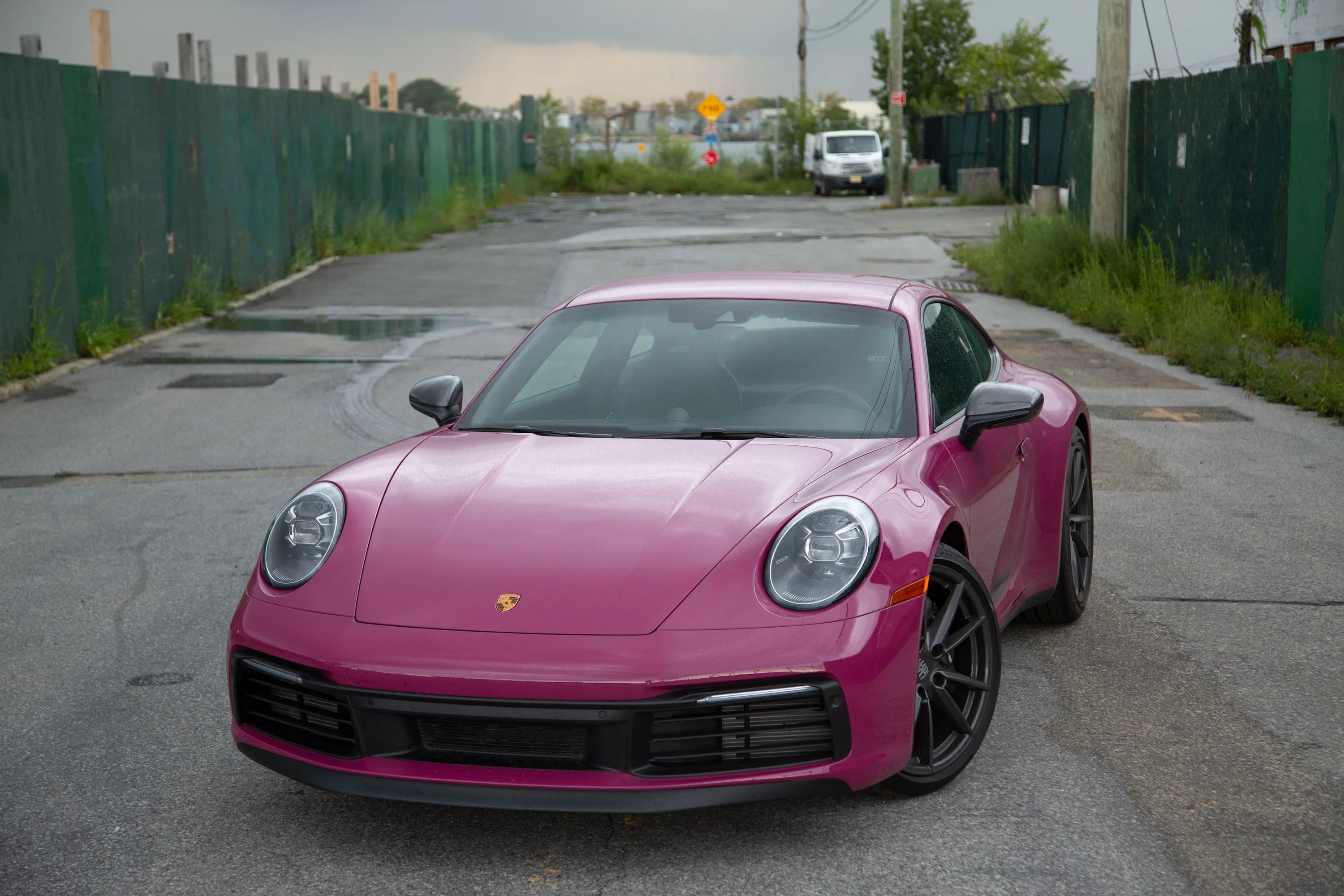 porsche 911 carrera t 2023 pink