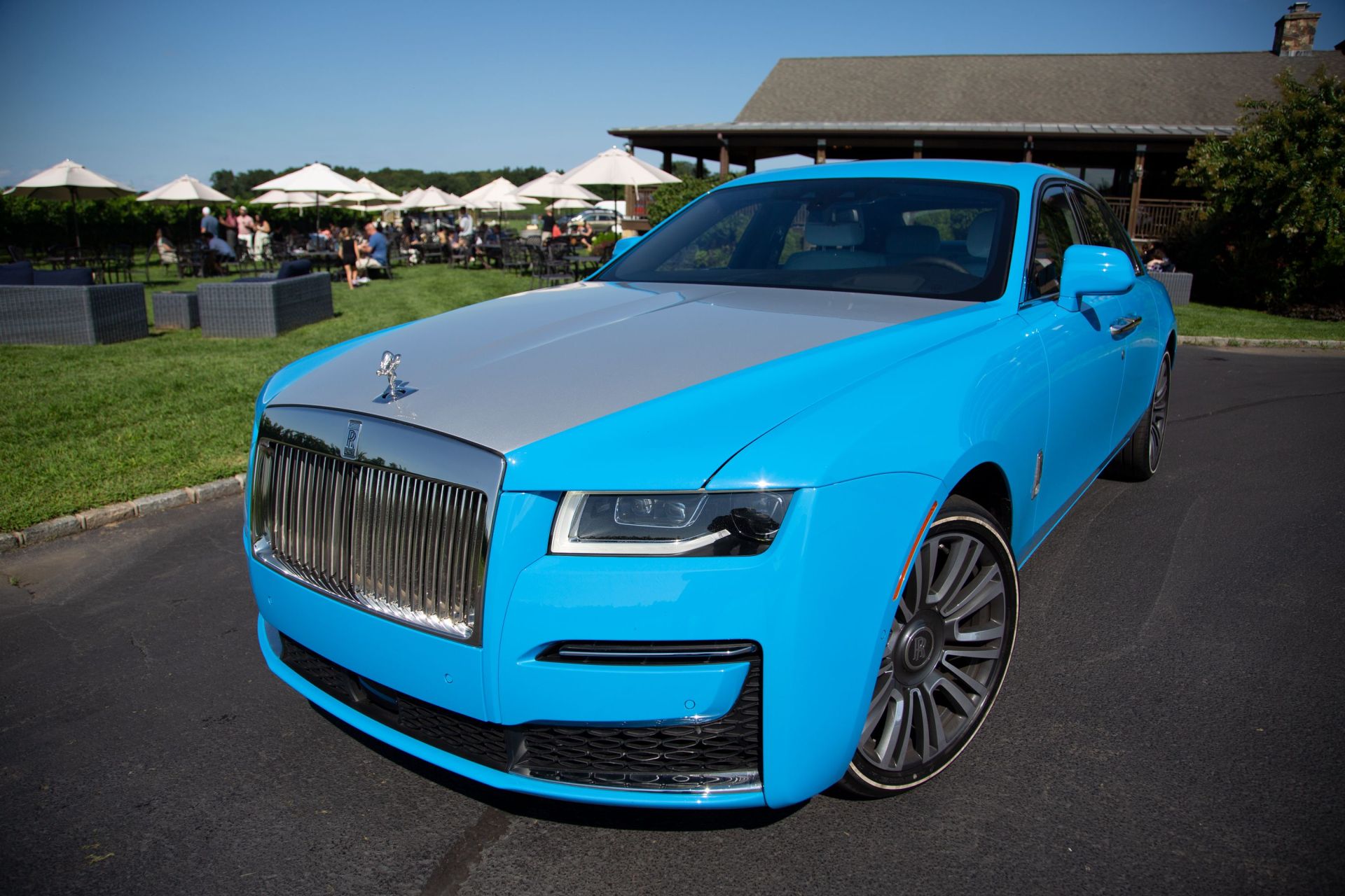 rolls royce ghost blue