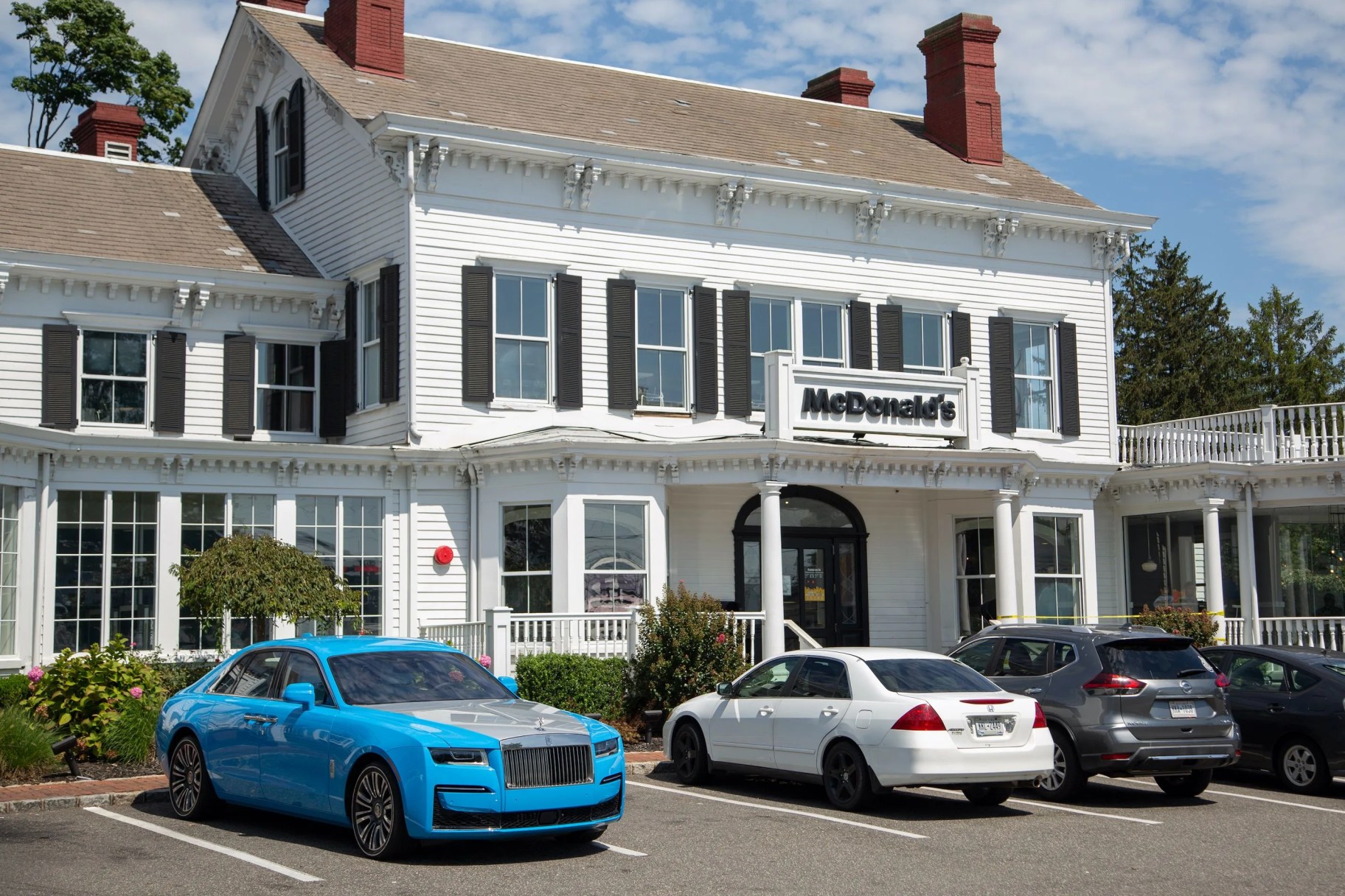 rolls royce ghost blue