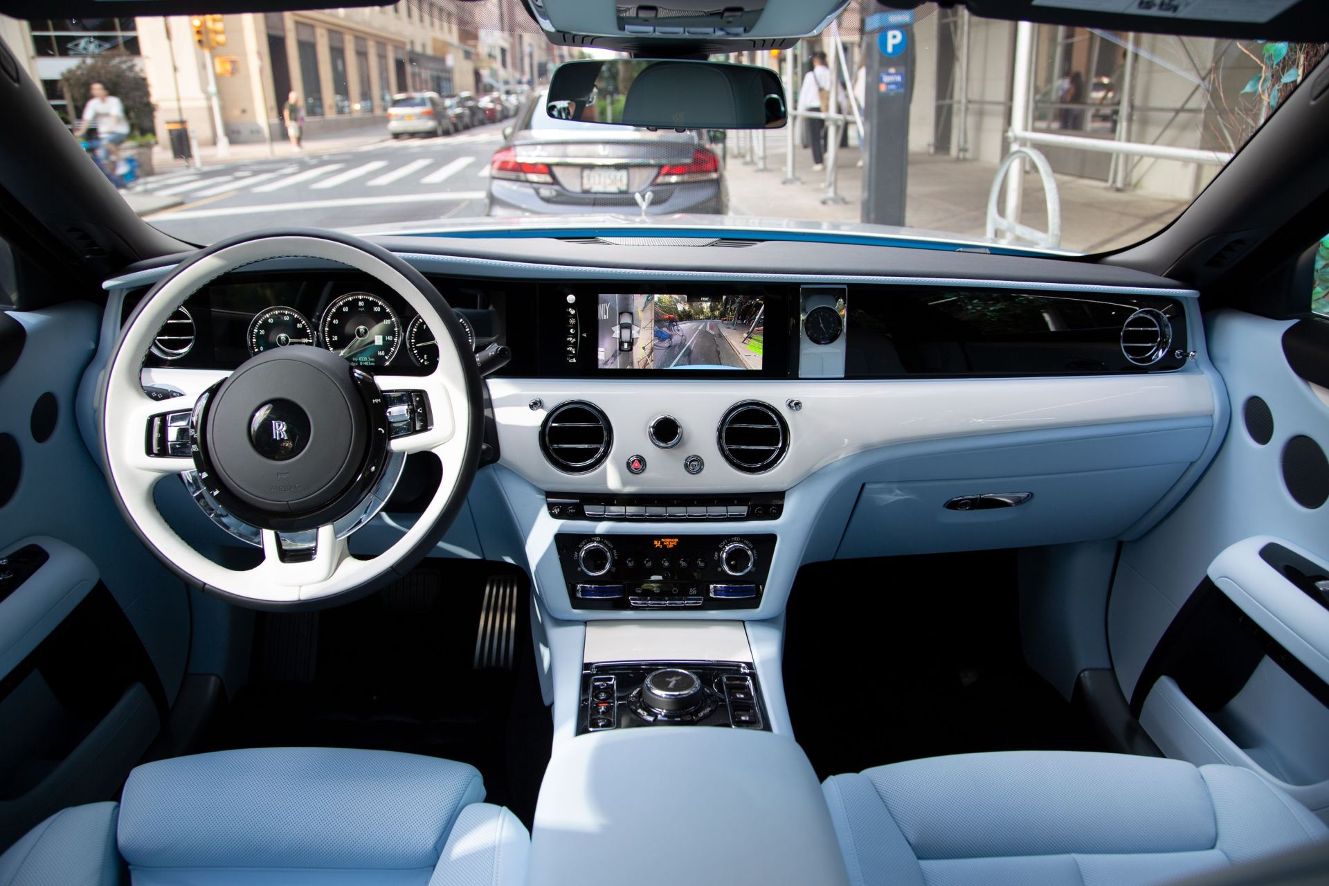 rolls royce ghost blue