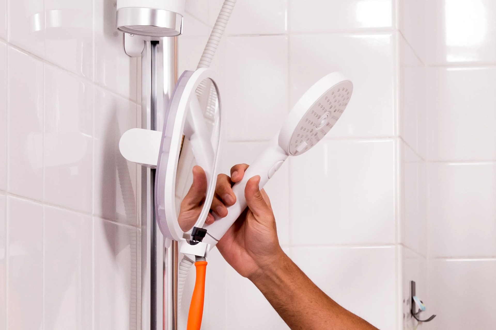 Sproos Vs Jolie Shower Head