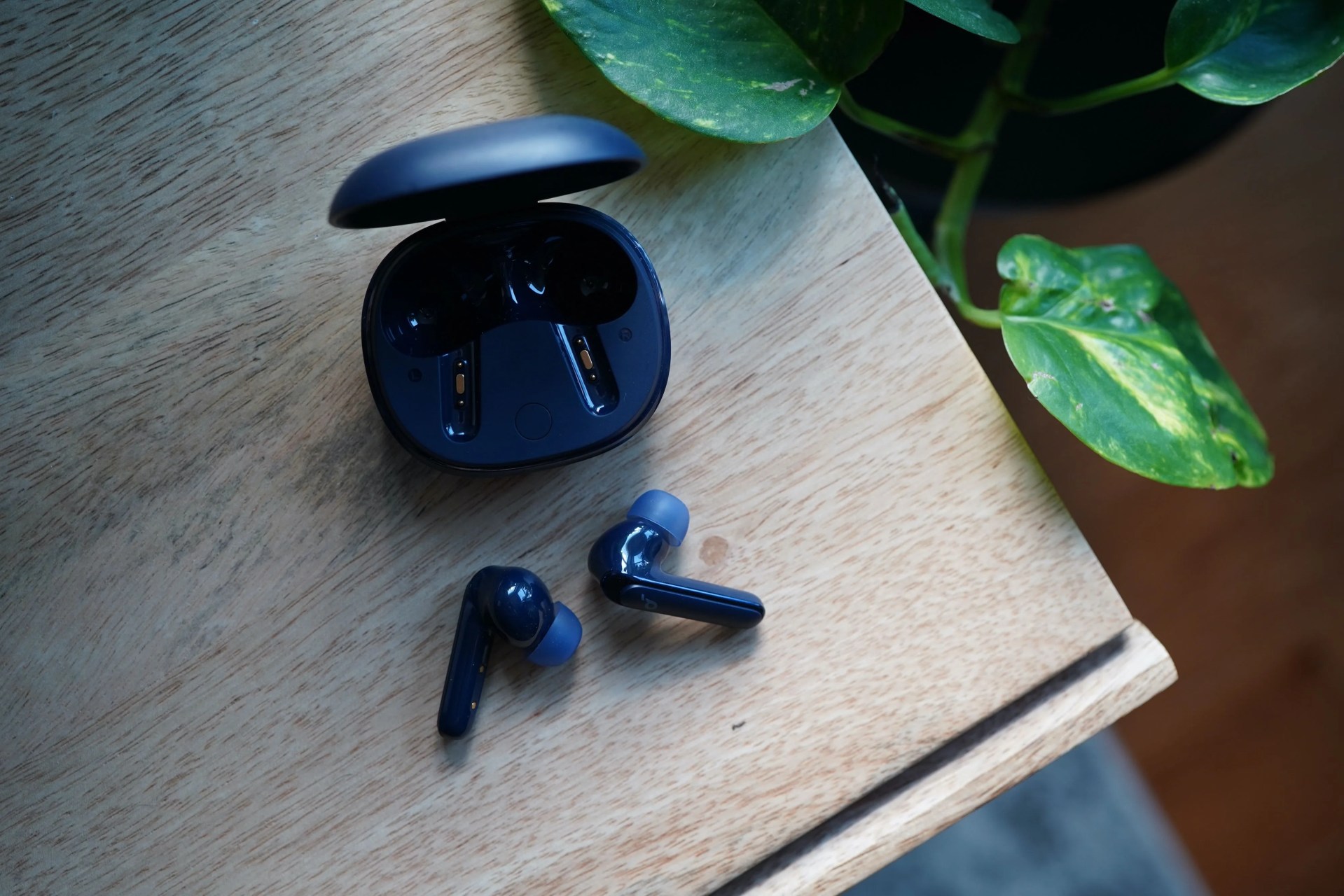 best wireless earbuds under $100