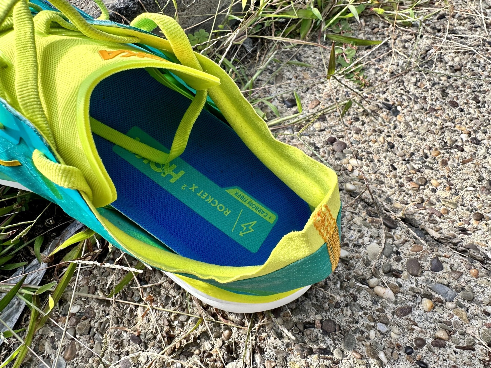 hoka one one rocket x vs nike vaporfly