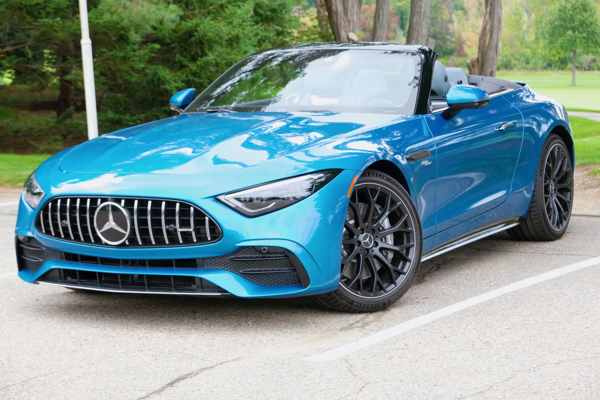 blue mercedes sl43