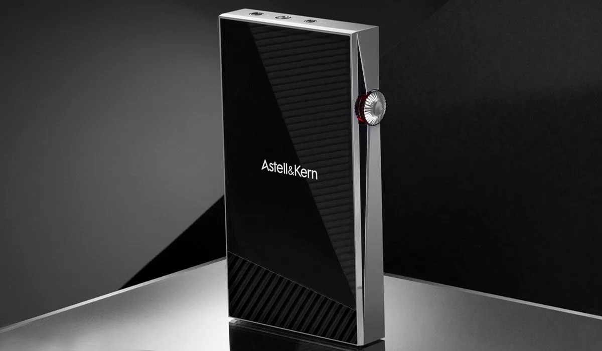 astell and kern digital and analog signal processing device