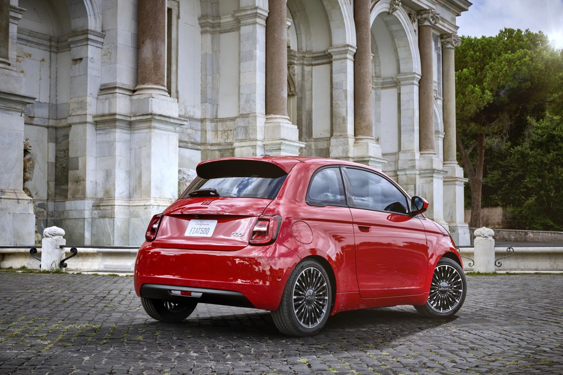 fiat 500e red 2024