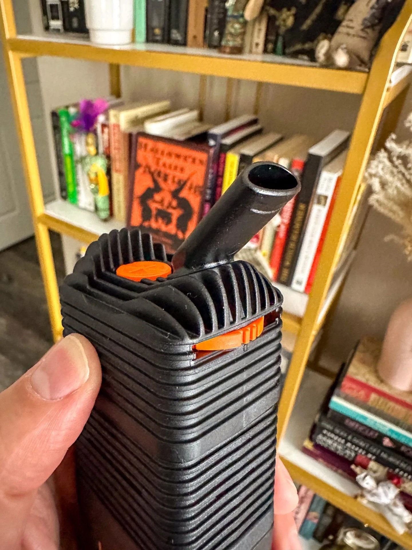 a close up of a weed vape