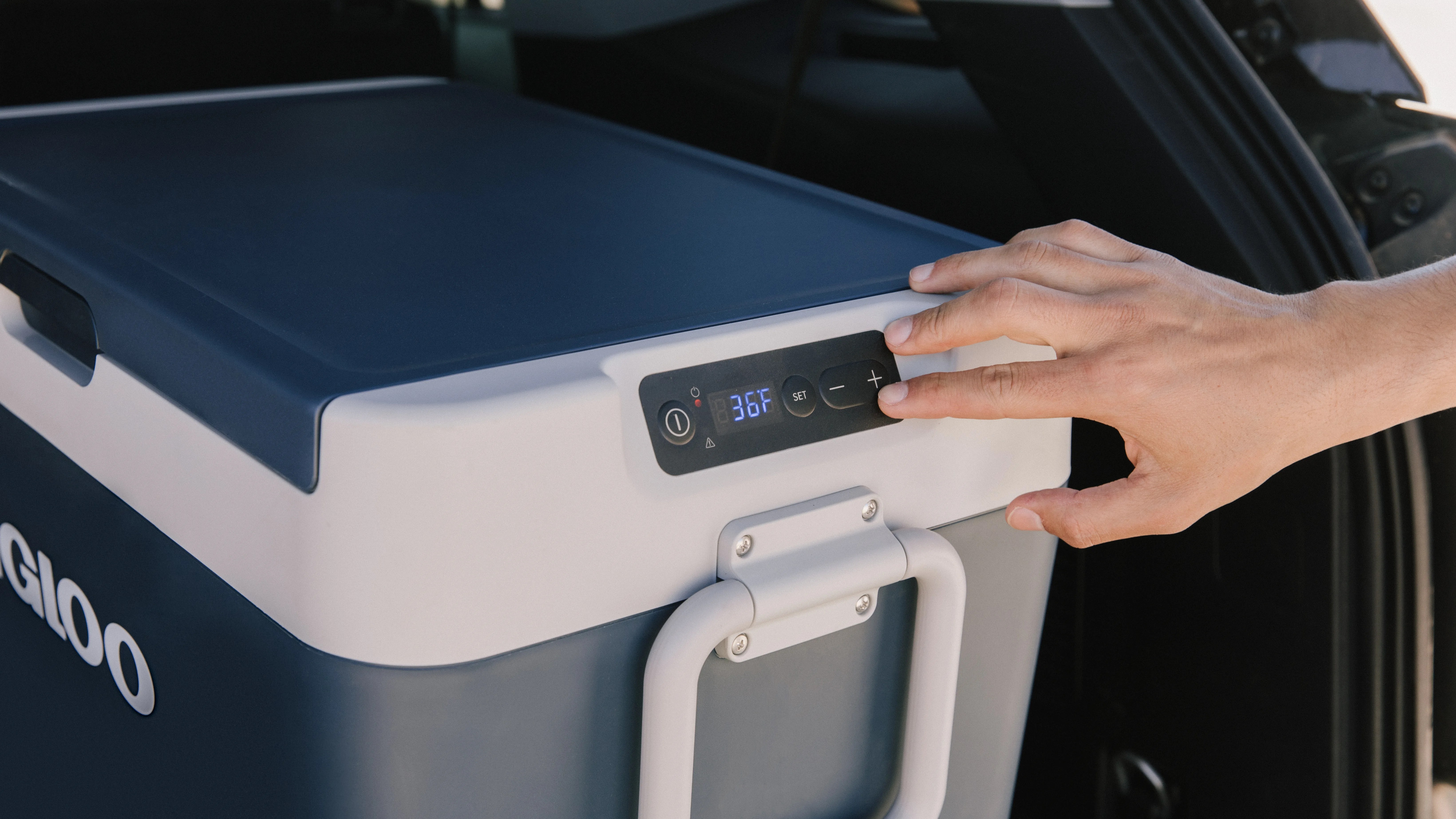 Igloo's Latest Line of Coolers Doesn't Need Ice