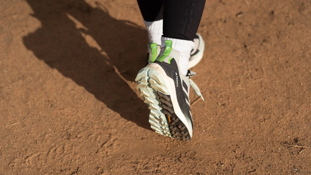 adidas terrex free hiker 2 low