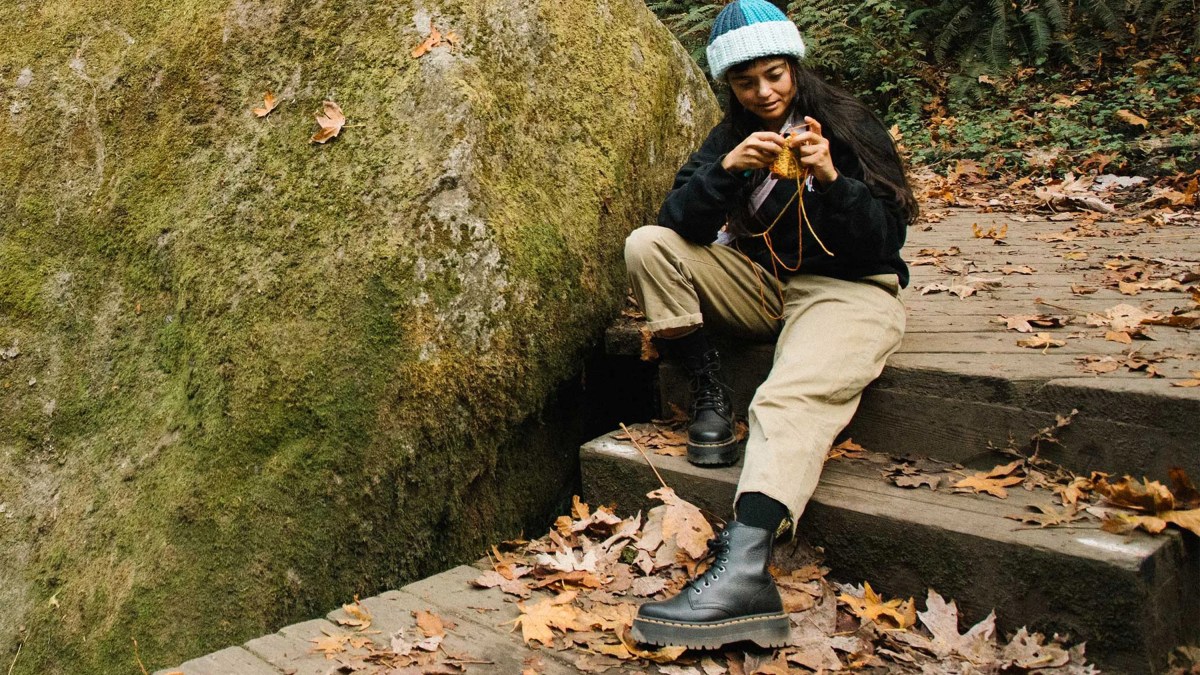 crochet-your-own-beanie-lead-