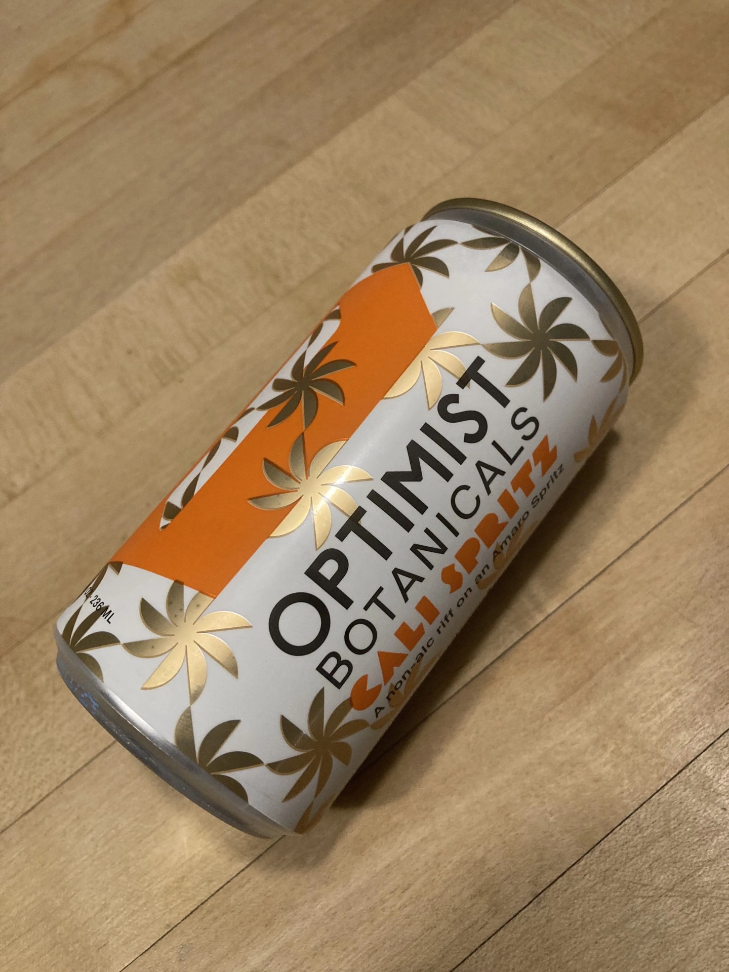 can of non alcoholic beverage