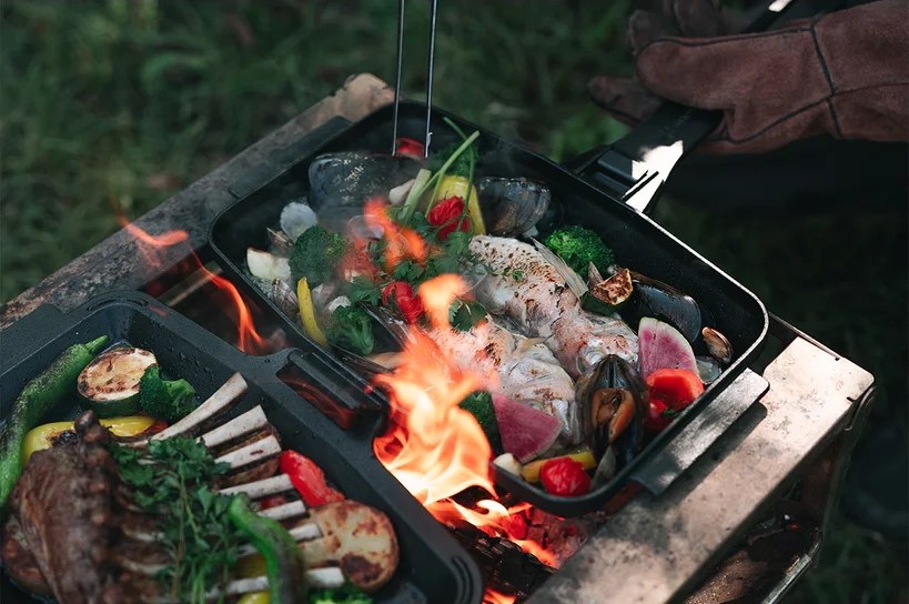 Snow Peak Cast Iron Sandwich Skillet