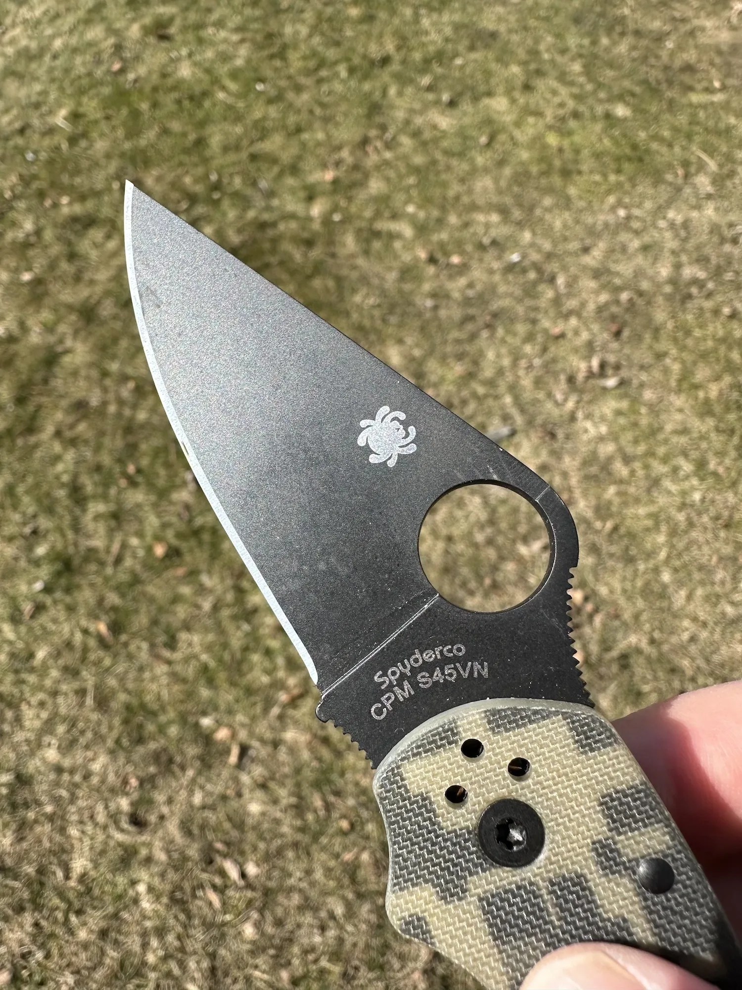 We Got Hands-On with Spyderco's Para 3 EDC Knife | Gear Patrol