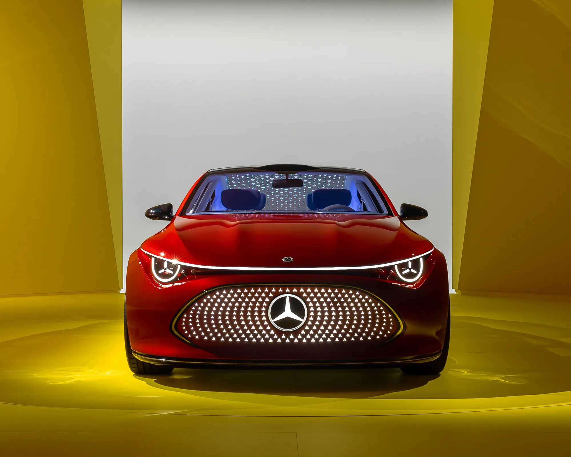 the front end of the mercedes benz concept cla class