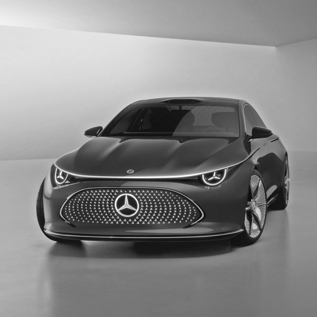 MercedesBenz's Small Electric Car What You Should Know Gear Patrol
