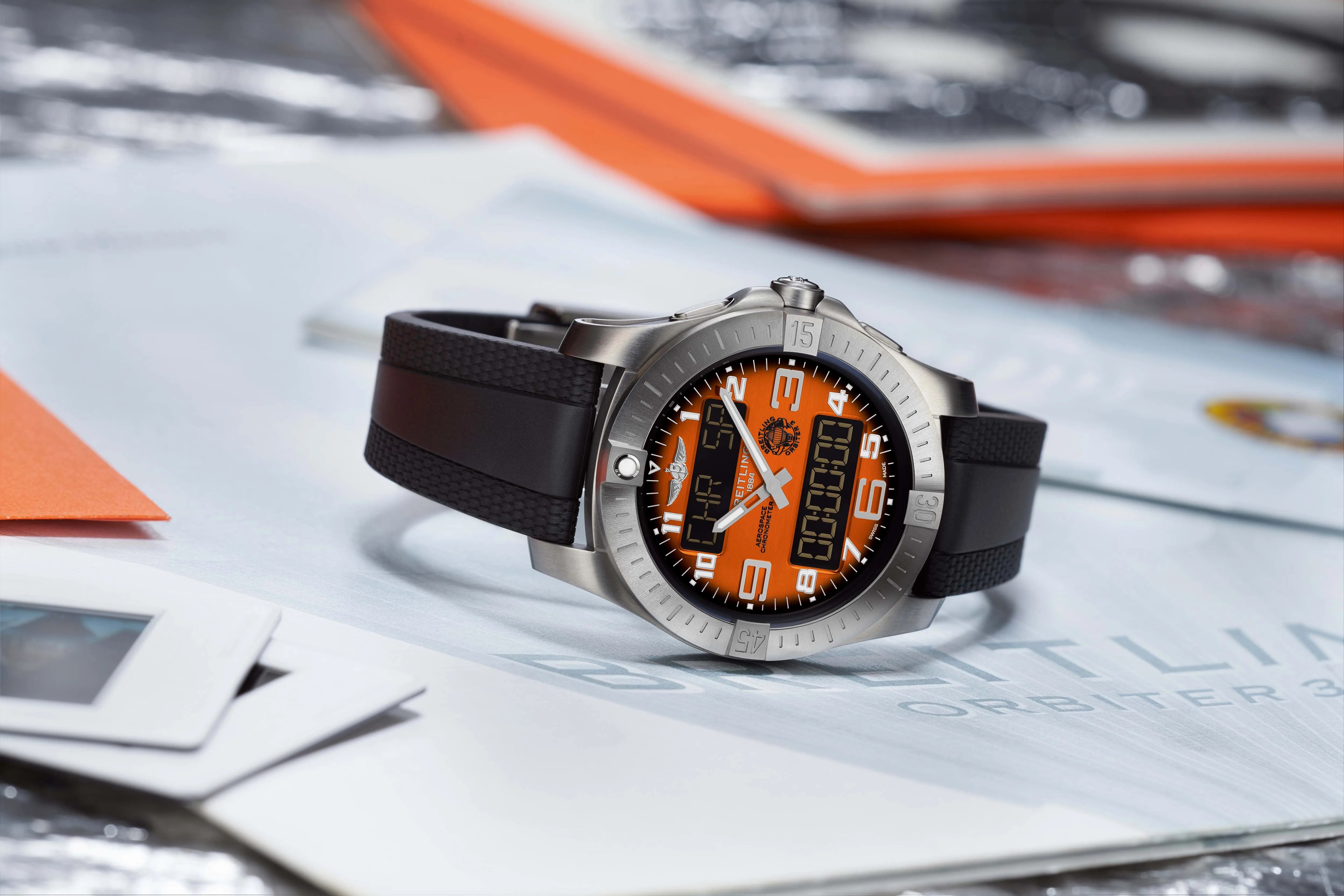 時計 B70 セクター 230 クロノグラフ ステンレススチール ブラック ダイヤル