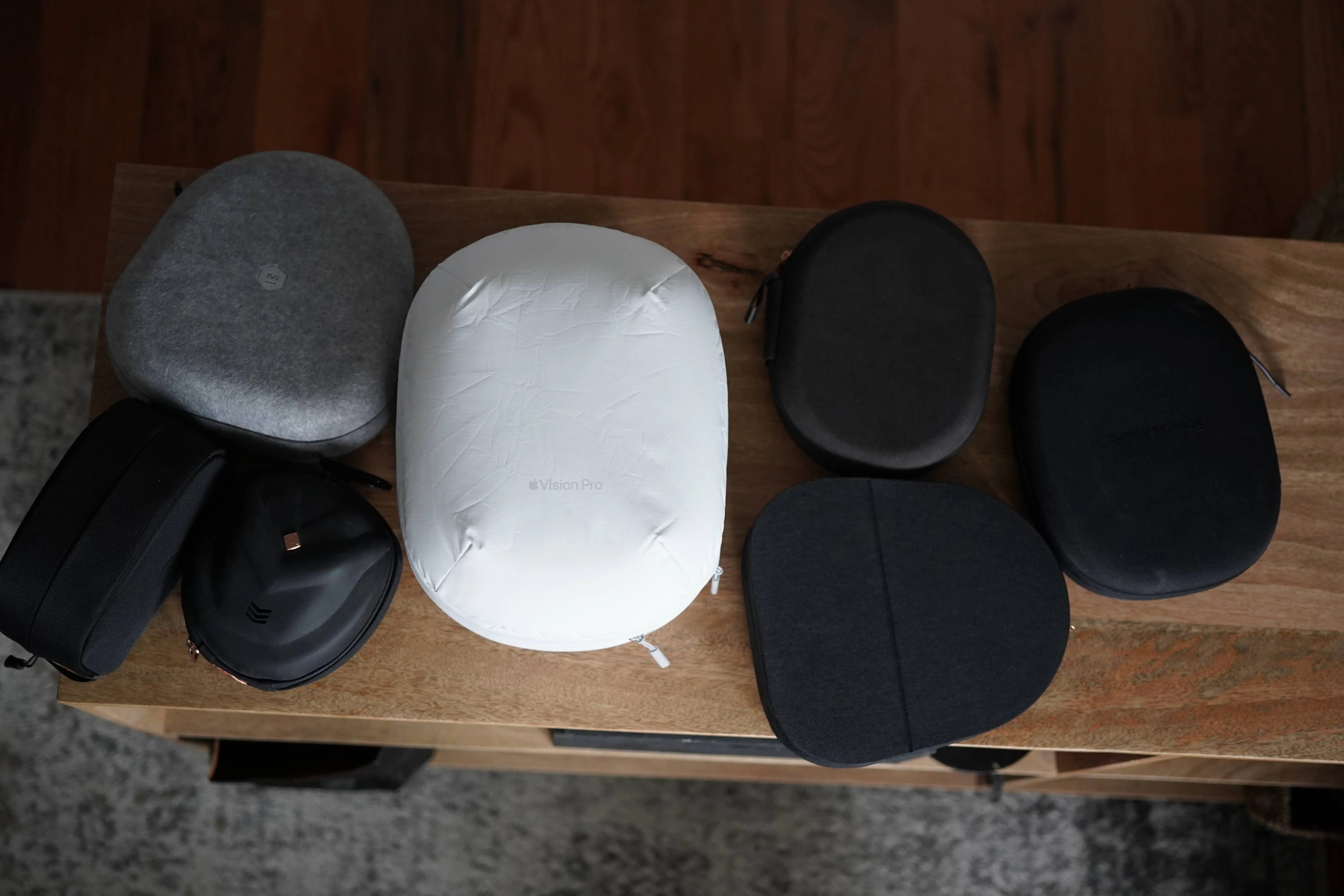 Apple-Vision-Pro-Travel-Case