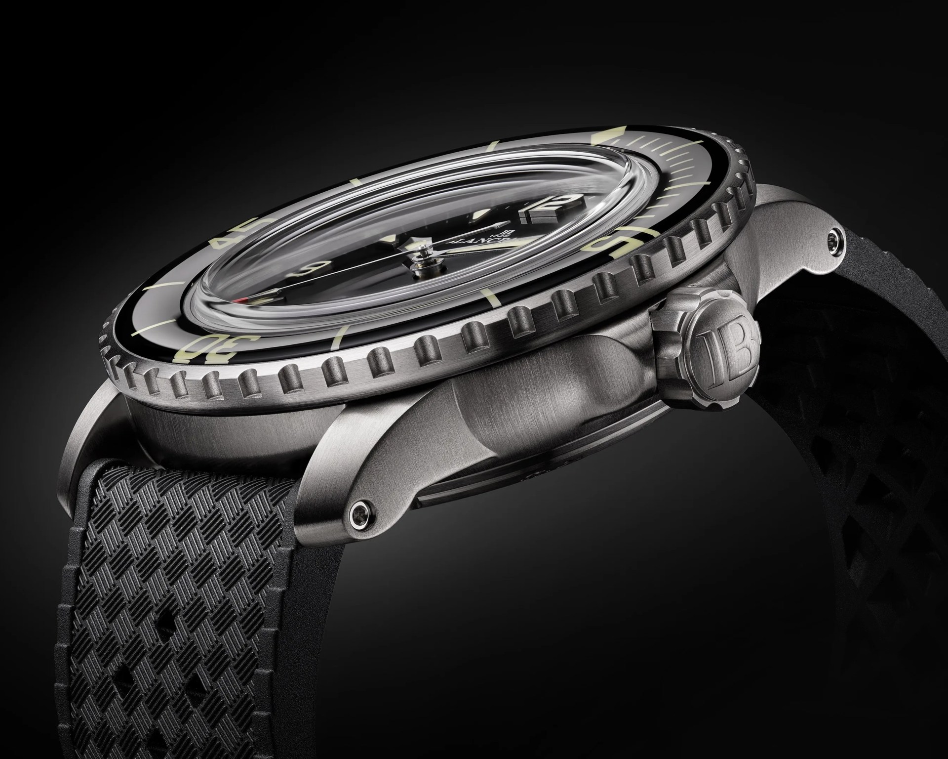 side profile of blancpain dive watch