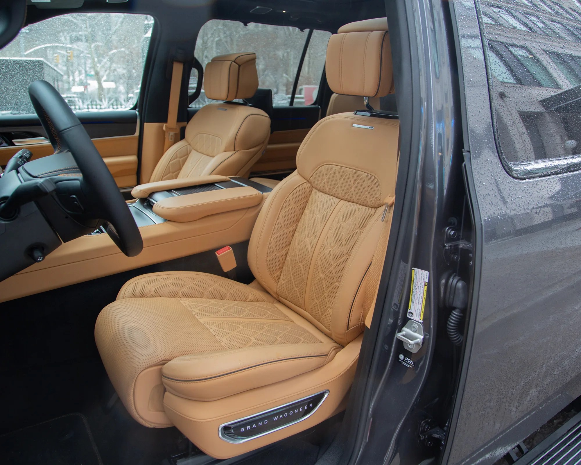 front seats of a 2024 jeep grand wagoneer l