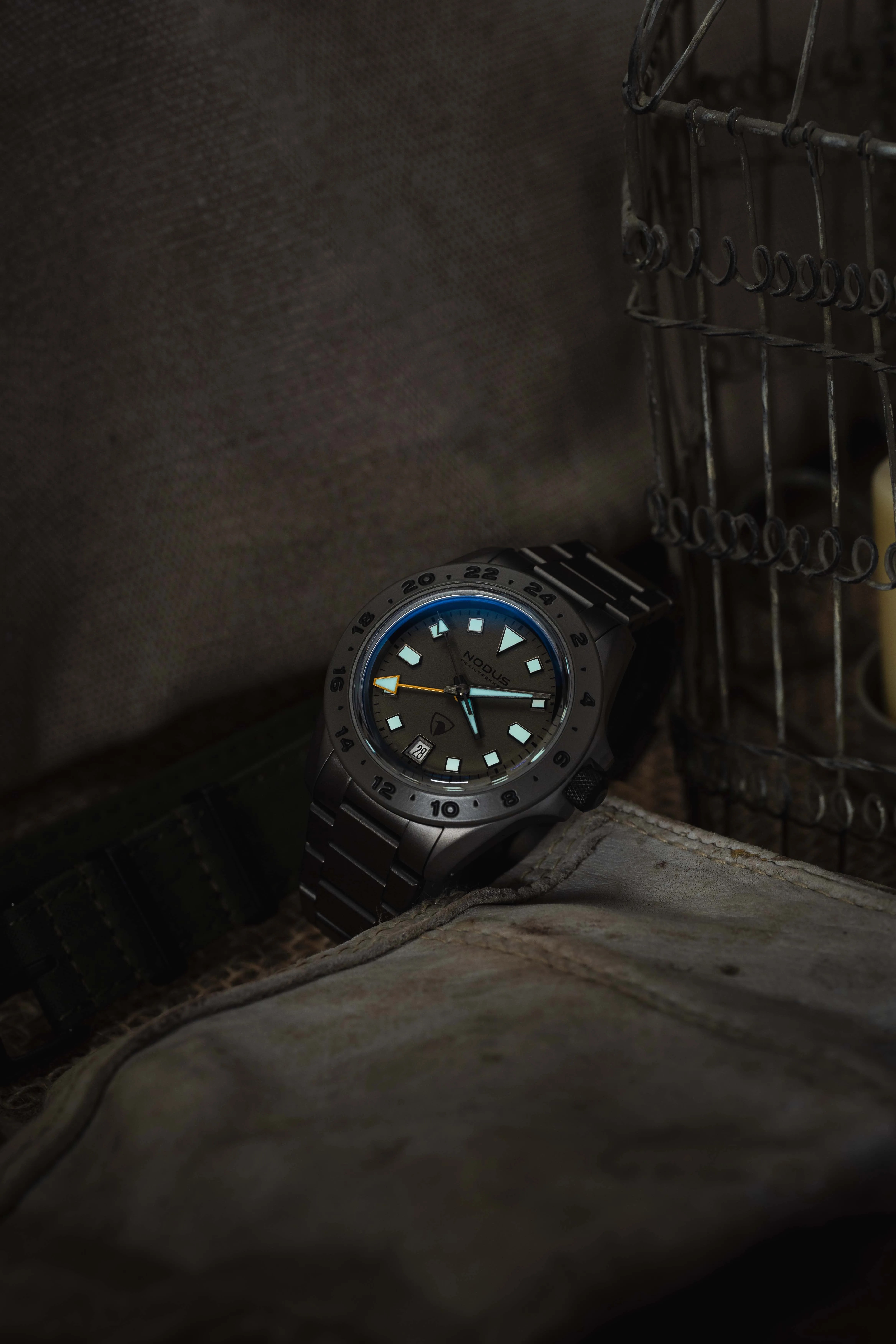 nodus x raven tool watch with lume in the dark