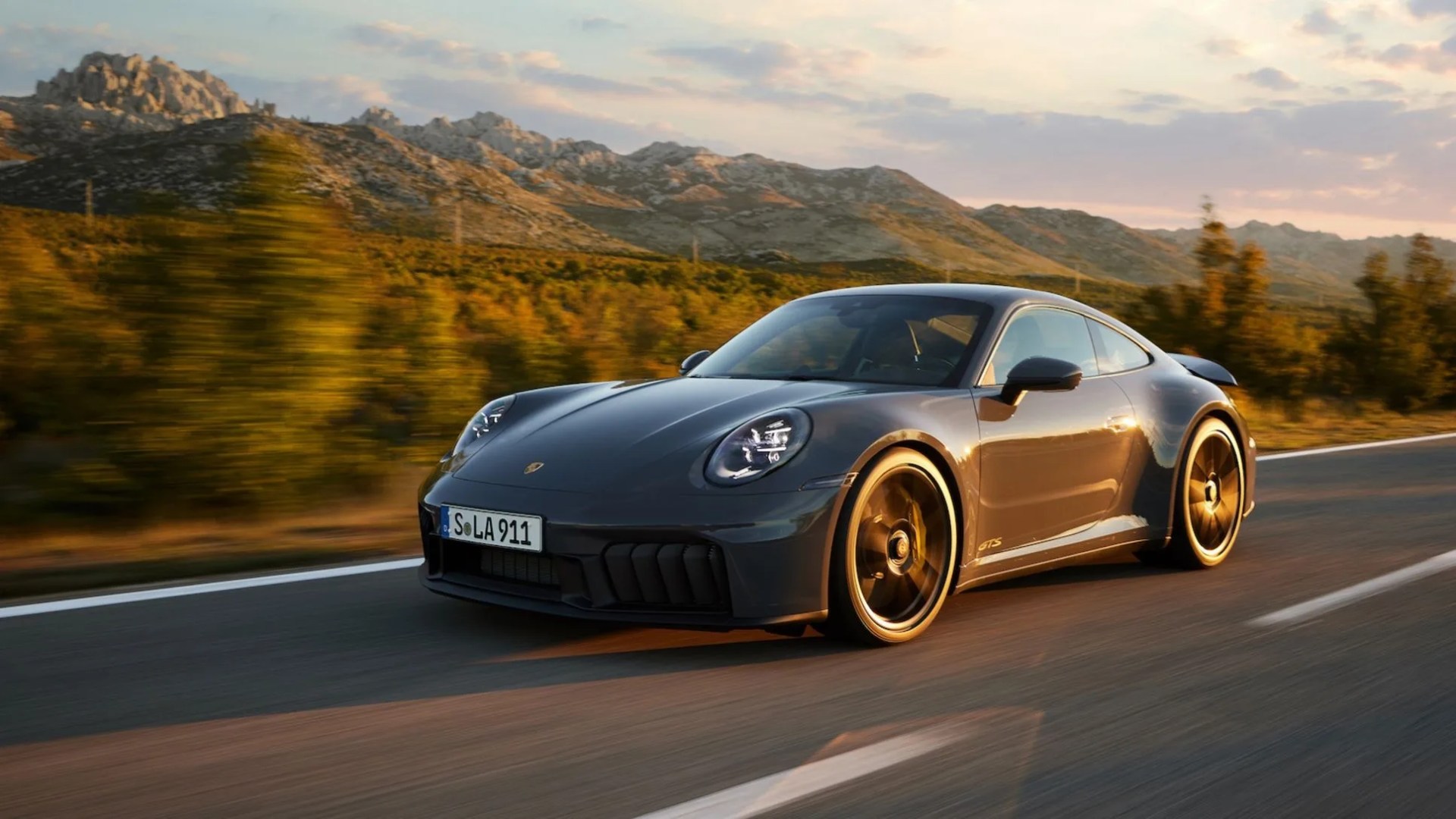 The New Porsche 911 Does Away with One of Its Most Iconic Features