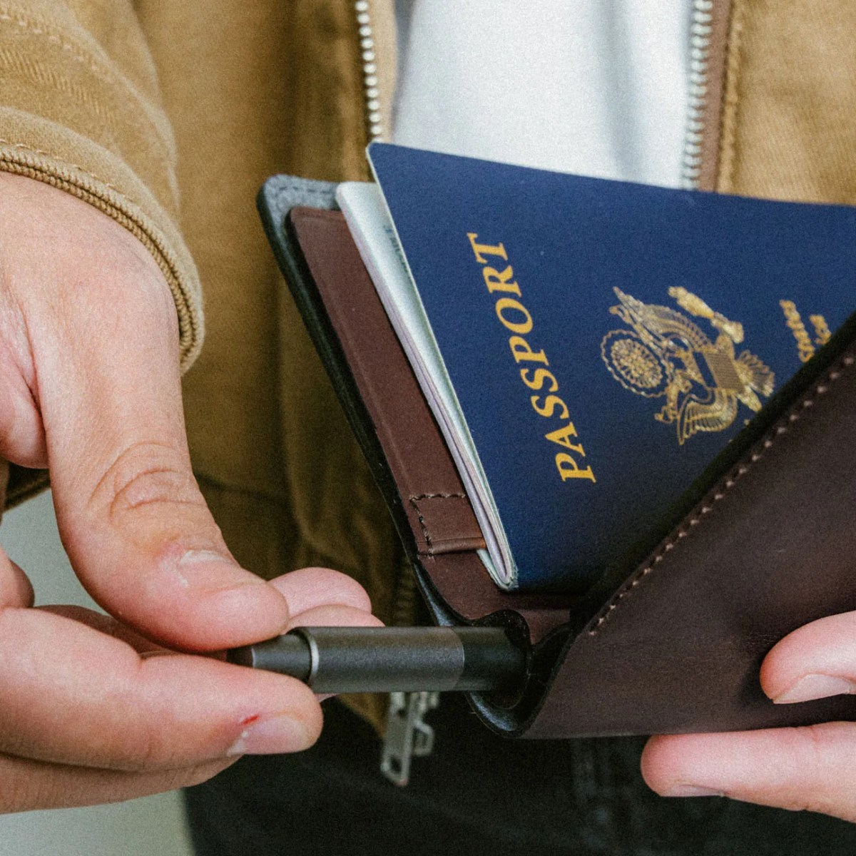 Nomad-Passport-Wallet-2024-